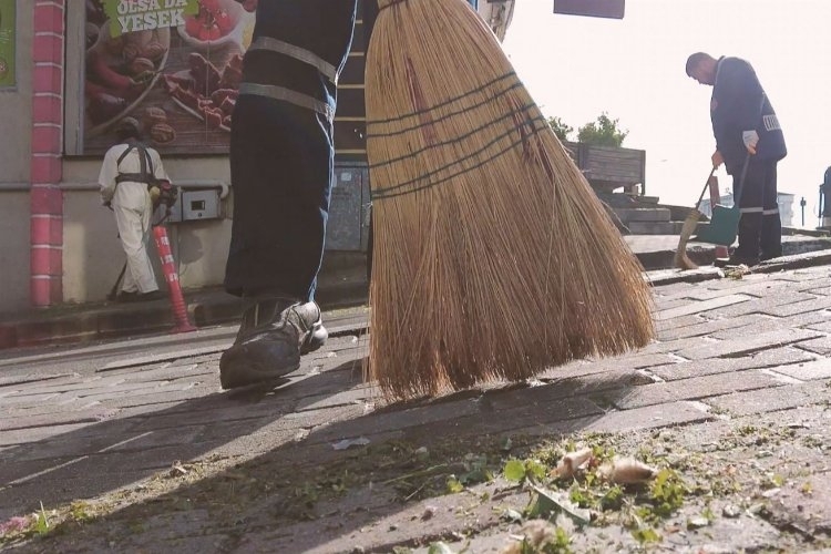 Bursa Gürsu'da temizlenmedik yer kalmıyor