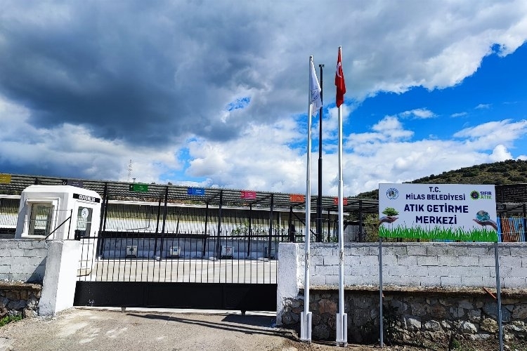 Muğla Milas'ta 'atık getirme merkezi' faaliyete geçti