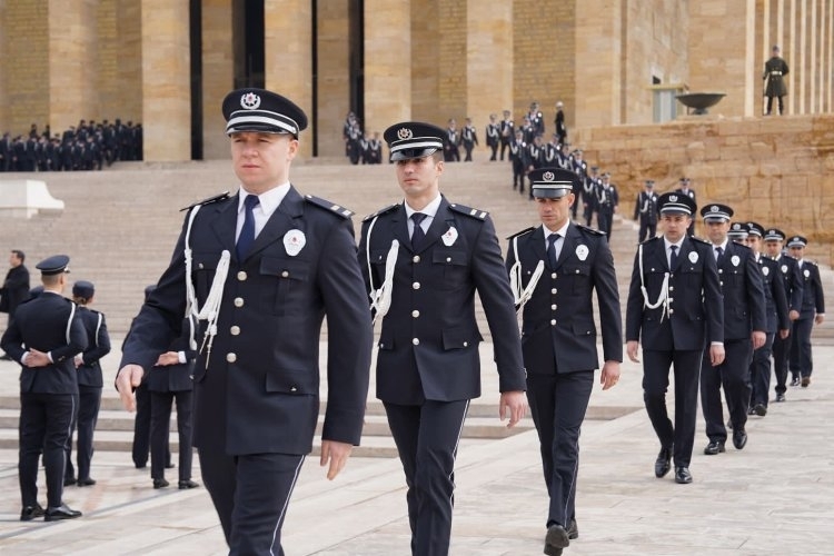 Türk Polis Teşkilatı'nın 178. yıl kutlamaları: Güven ve huzurun teminatı olmaya devam
