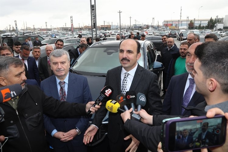 Başkan Altay, Aday tanıtım toplantısına Togg'la geldi