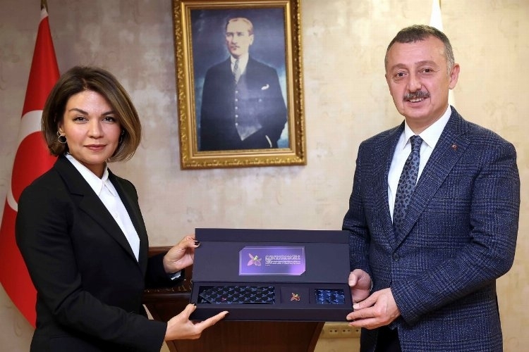Başkan Büyükakın, Azeri Başkonsolosu Mustafayeva'yı konuk etti
