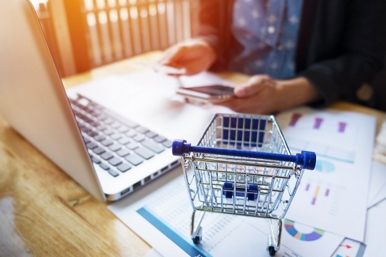 E-ticaret Sitelerinde Video Pazarlaması Trendi 2023'te Yükselişte



