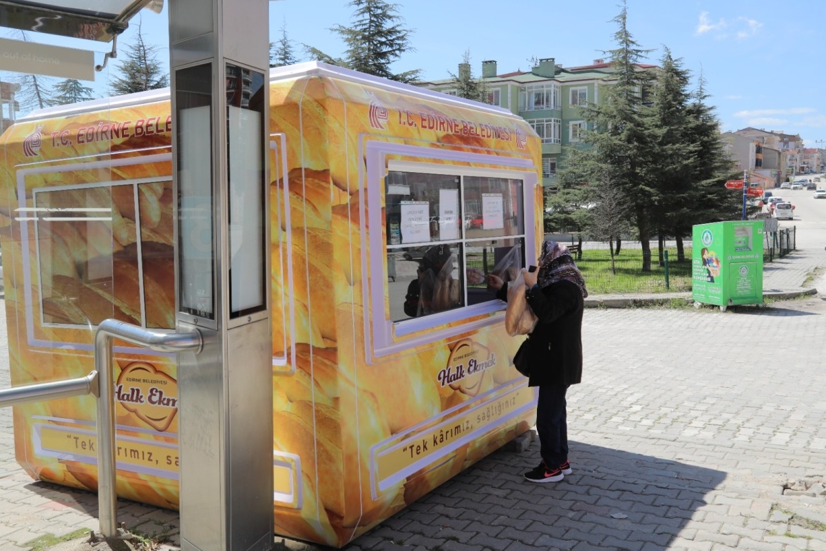 EDİRNE'DE  3 YENİ NOKTAYA DAHA HALK EKMEK BÜFESİ