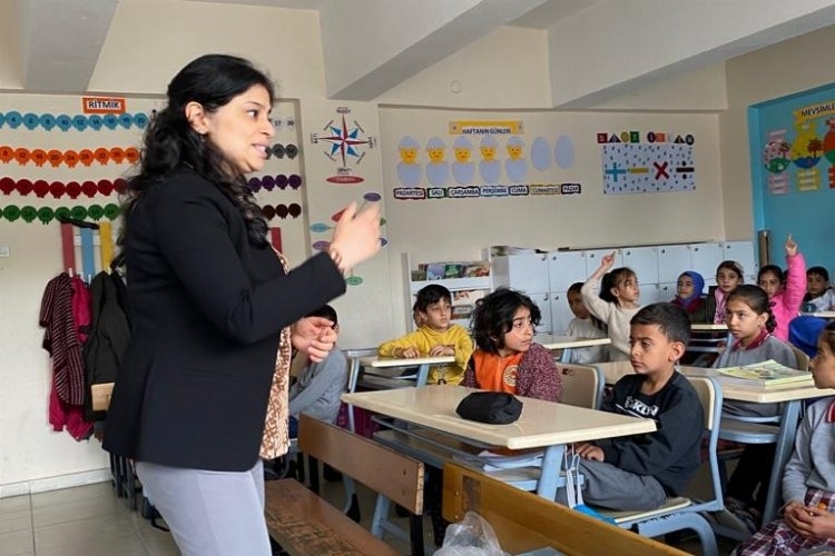 Manisa'da öğrencilere çevre bilinci eğitimi veriliyor
