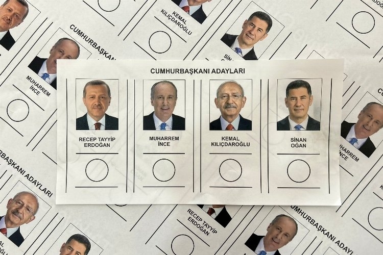 YSK, Cumhurbaşkanlığı Seçimi İçin Kullanılacak Oy Pusulasını Onayladı
