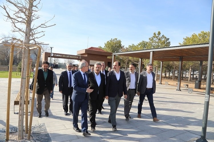 Konya Büyükşehir Belediye Başkanı Uğur İbrahim Altay, Esnafla buluştu