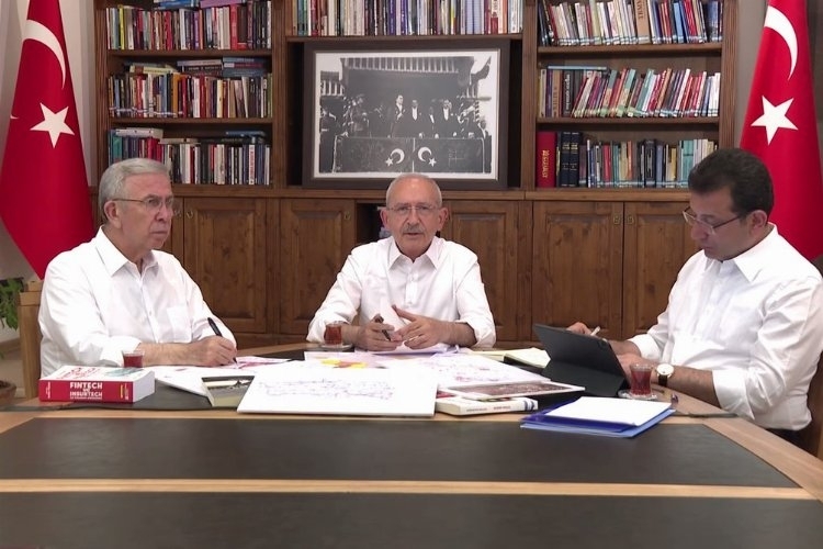 Kemal Kılıçdaroğlu, Ekrem İmamoğlu ve Mansur Yavaş'la birlikte seçim kazanmaları durumunda iki isme verilecek görevleri belirledi.
