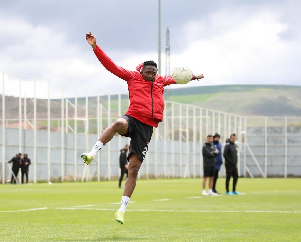 Demir Grup Sivasspor, Fenerbahçe Maçının Hazırlıklarına Başladı