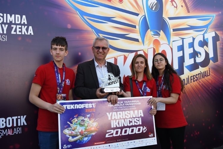 Teknofest’te Keşanlı öğrenciler Türkiye 2.'si oldu