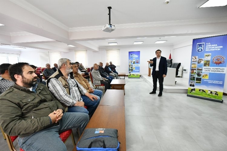 Ankara Büyükşehir Belediyesi'nden Bal üreticilerine çifte destek