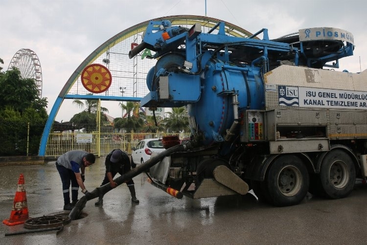 Kocaeli'de sağanak yağışa anında müdahale