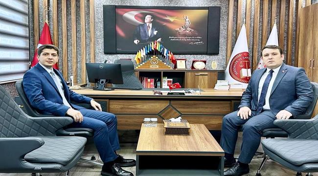 Erdoğan, Birecik Adliyesi'nde Adalet Temsilcileriyle Görüştü