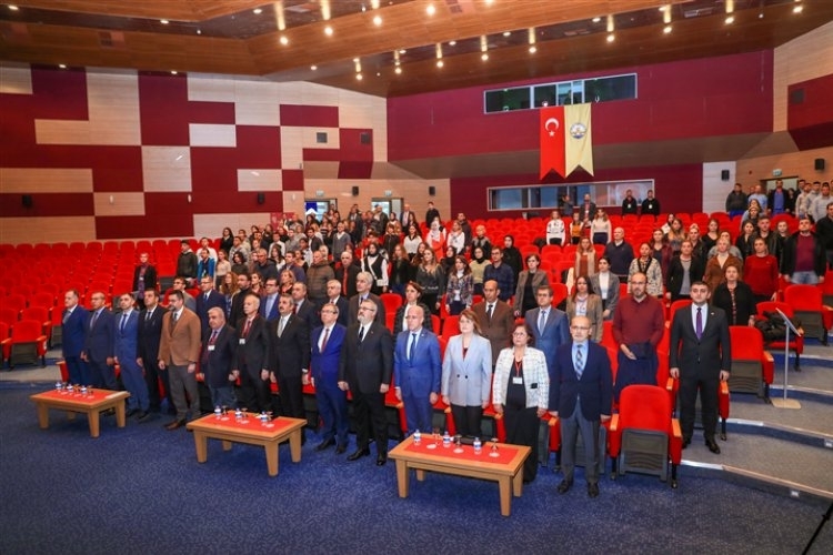Trakya Üniversitesi'nde Tarihi Araştırmalarla Osmanlı Dönemine Yolculuk