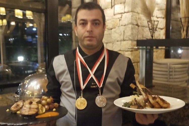 Edirneli Şefin Uluslararası Yarışmada Parıldayan Başarısı: Çifte Ödülle Taçlandı