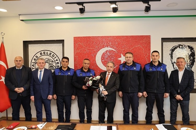 Kayseri Talas'ta Zabıtaya Özel Rozet Töreni