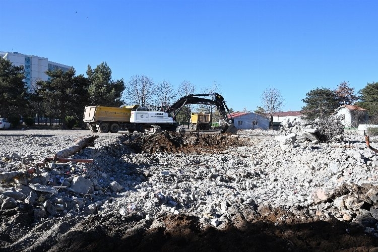 Malatya'da Yeni Yatırımlar: Yollar, Şehri Yeniden Canlandıracak