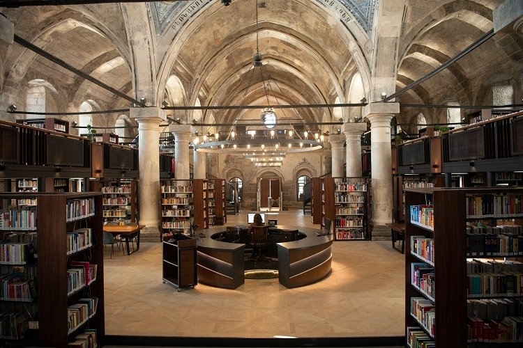 Kayseri Kütüphanelerinde 7.4 Milyon Ziyaretçi Rekoru