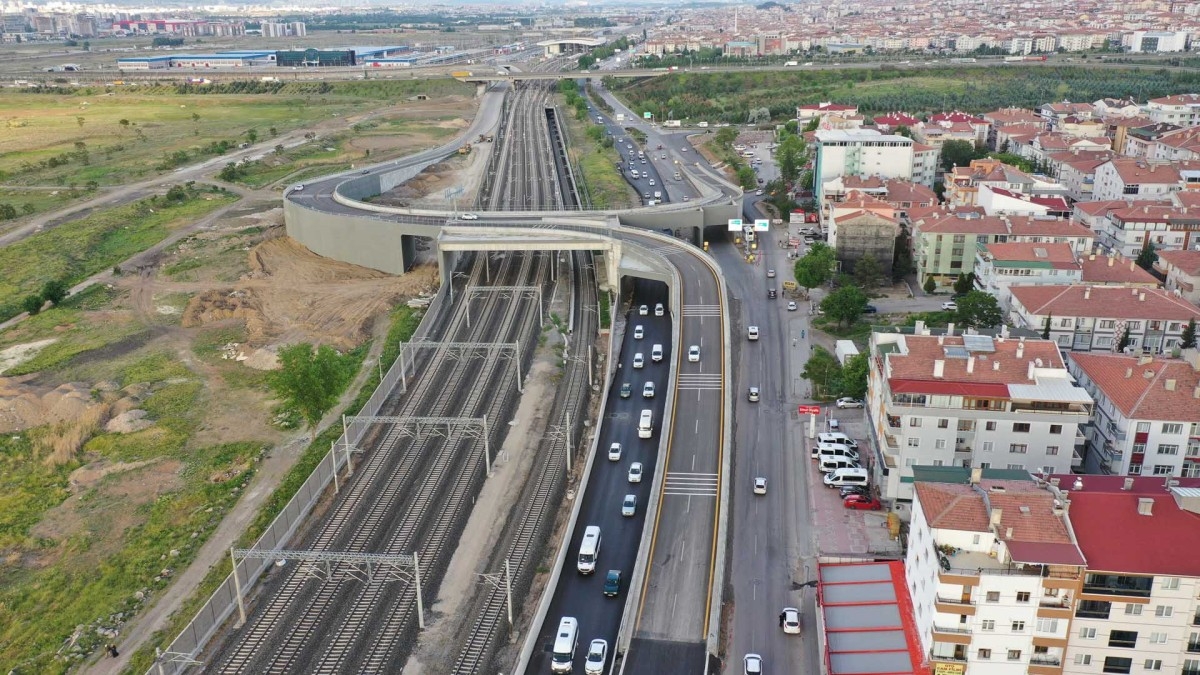 Büyükşehir Belediyesi, Ankara'ya 5 Yılda 17 Yeni Köprü ve Kavşak Ekledi