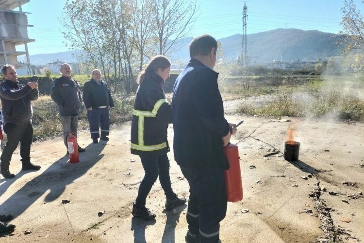 Kocaeli İtfaiyesi, KOÜ Teknopark'a Özel Eğitim Veriyor