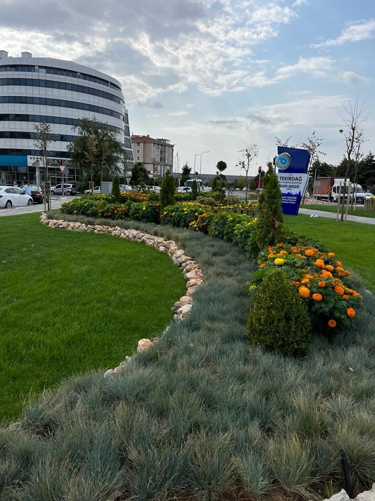 ÇERKEZKÖY'E TEKİRDAĞ BÜYÜKŞEHİR'İN ELİ DEĞDİ