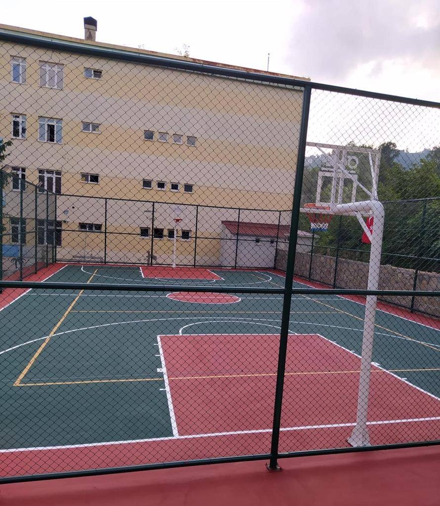 ORDU BÜYÜKŞEHİR İLÇELERİ SPOR SAHALARI İLE DONATIYOR