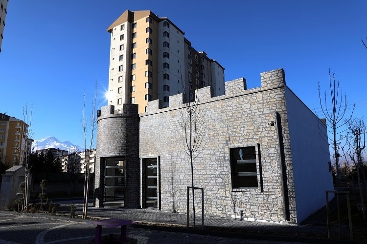 Şuşa'da Azerbaycan Kültür Evi'nde Sona Yaklaşılıyor
