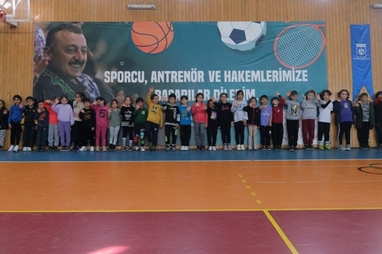 Kocaeli'de Genç Yeteneklerin Keşfedildiği Sporcu Fabrikası