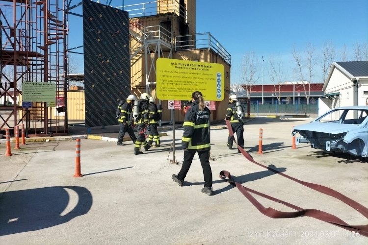 Büyükşehir İtfaiyesi, Tersane Personeline Özel Eğitim Veriyor