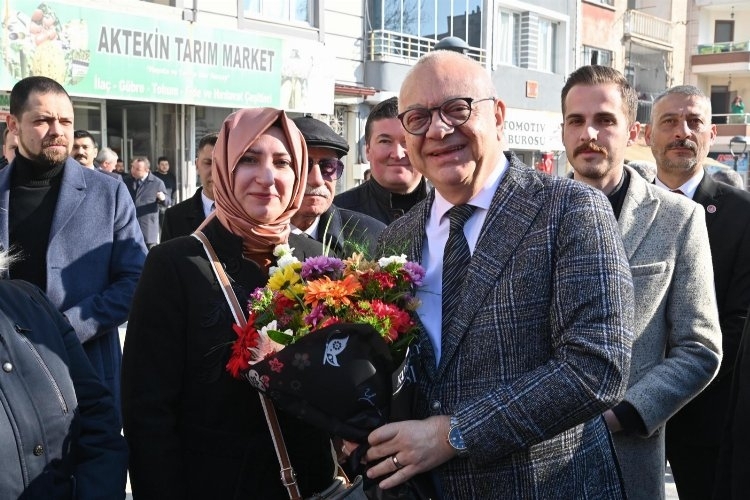 Kırkağaç Halkı, Başkan Ergün'ü Heyecanla Karşıladı