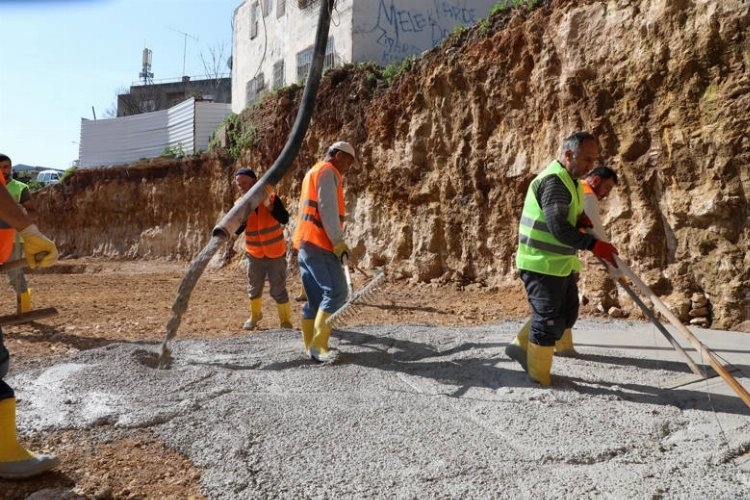 Antalya Balbey Bölgesinde Yenileme Çalışmaları Hız Kesmeden Devam Ediyor