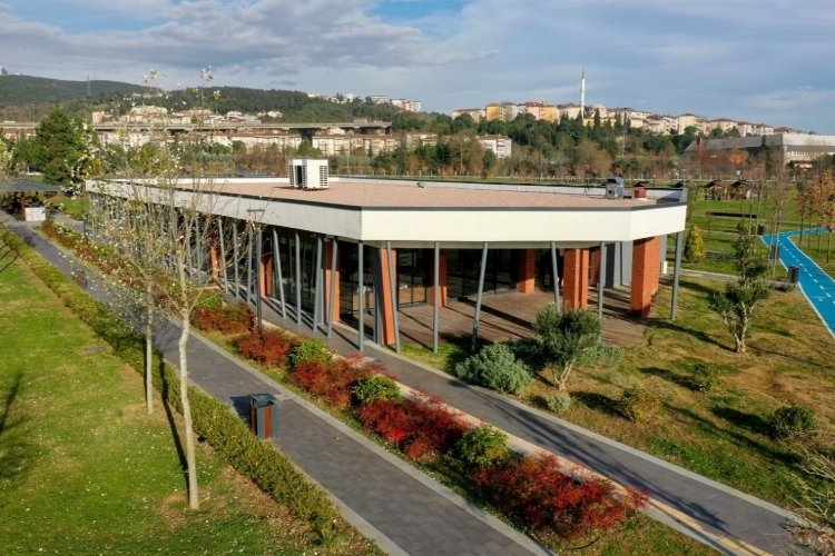 Derince Kütüphanesi Kocaeli'nde Okurlarıyla Buluşuyor