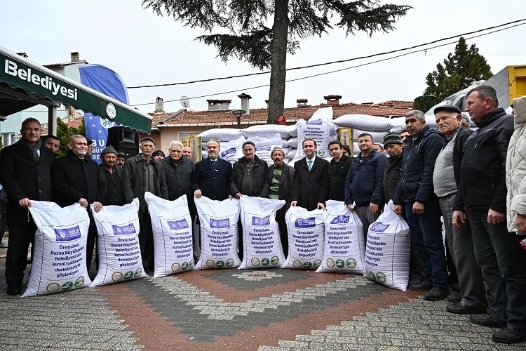 Bursa Büyükşehir Belediyesi, Besicilere Yem Desteği Sağlıyor