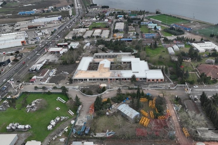 İzmit'te Sınırları Zorlayan Yaşam Merkezi
