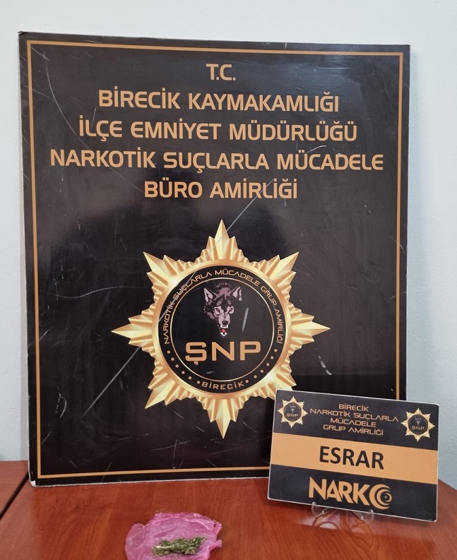  Birecik Emniyetinden Uyuşturucu Operasyonu: 