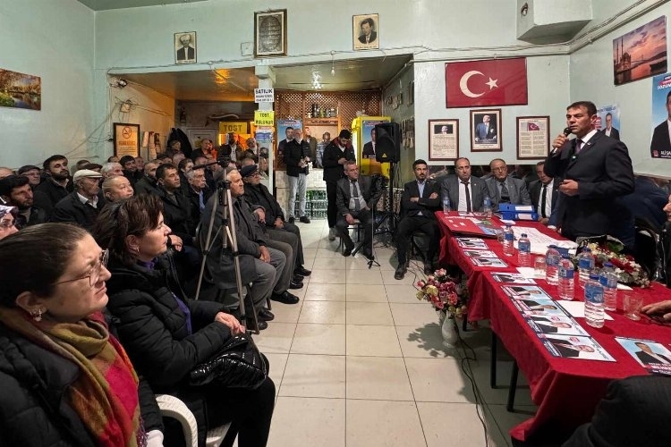 Pazaryeri'nde Sosyal Medya Hesabı Kapatılan Parti Tepkili