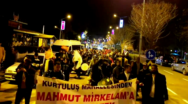 Birecik'te Seçim Heyecanı Dorukta: Kılıç Ailesinden Büyük Destek!