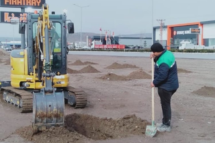 Kayseri'de 81 Bin Metrekarelik Alanda Bahar Hazırlıkları Başladı