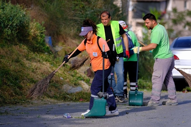 Narlıdere'de Temizlik Hareketi Başladı