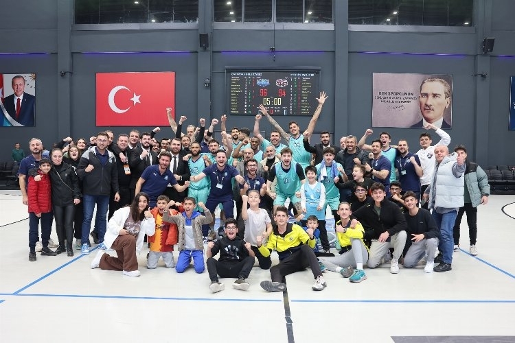 Çayırova Belediyesi, Süper Lig'e Yükselmek İçin Play-Off'lara Hazır