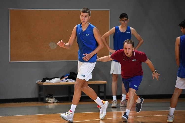 Tofaş Altyapı Pro Kampı: Basketbolun Geleceğini Şekillendirin!