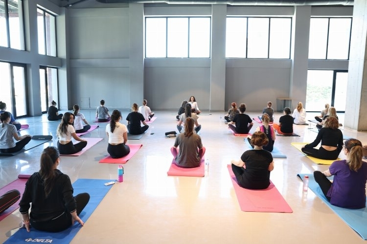 Nilüfer'de Yoga Tutkunları Buluşuyor