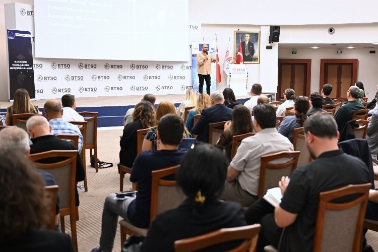  Bursa'da Blockchain Teknolojisinin Geleceği Tartışıldı