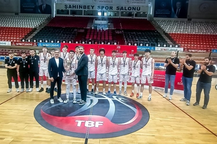 Gemlik Basketbol U18 Takımı Finalde Mağlup Oldu, Türkiye İkincisi Oldu