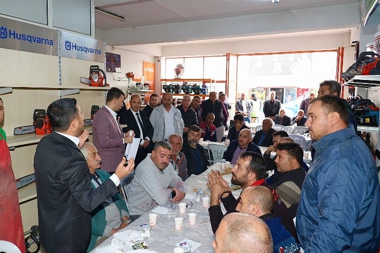 Başkan Arı, Sanayi Esnafıyla Kahvaltıda Buluşarak Görüş Alışverişinde Bulundu