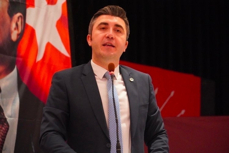 İstanbul Büyükşehir Belediye Başkanı İmamoğlu'ndan Çakır'a Tebrik Mesajı