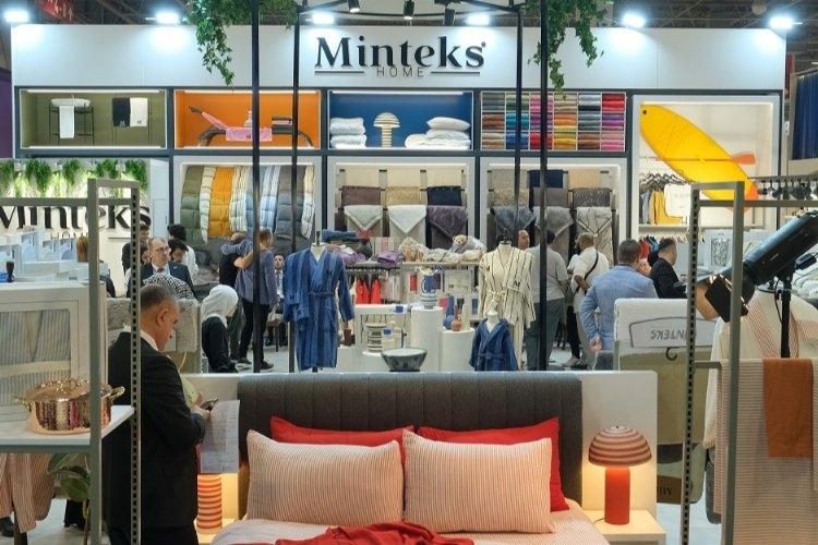 Minteks, Hometex Fuarında Yenilik ve Şıklığı Bir Araya Getirdi