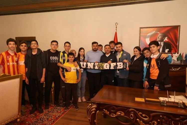 Rasim Arı Basketbol Müsabakasını İzledi
