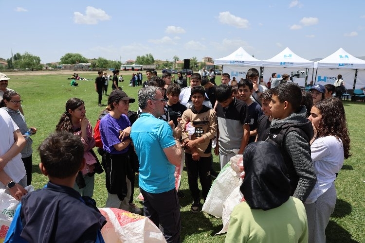 Hacılar'da Başkan Özdoğan'dan Öğrencilere Moral Desteği